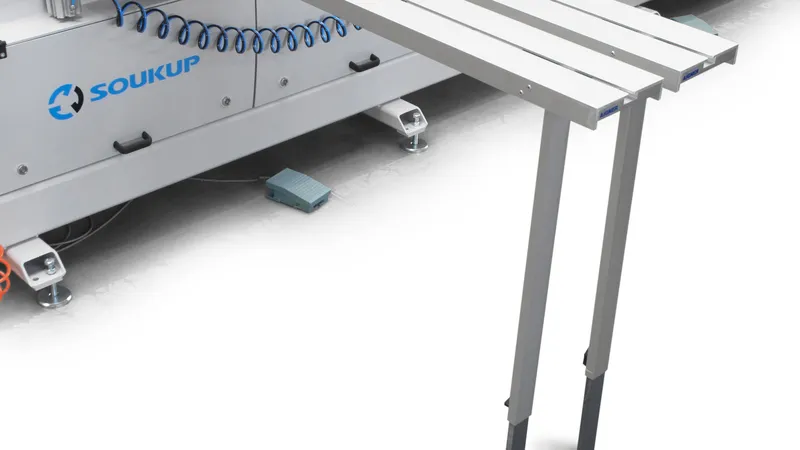 cross table for machining parts in pairs